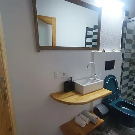 Tarihi Restore Edilmis Evi Feriehus *